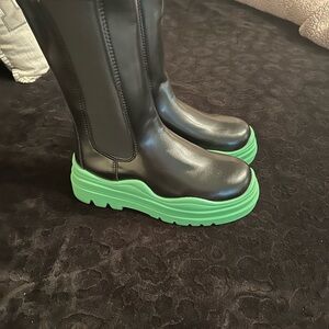 Stylish Black and Green Heeled Boots